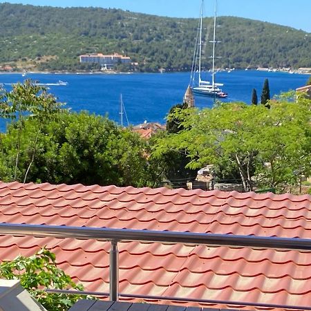 Vila Sunce Βις Εξωτερικό φωτογραφία