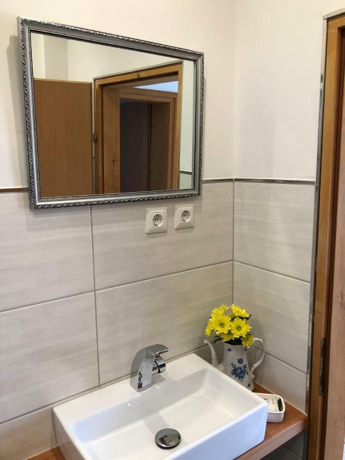 Vila Sunce Βις Εξωτερικό φωτογραφία